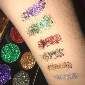 Glitter eyeshadow